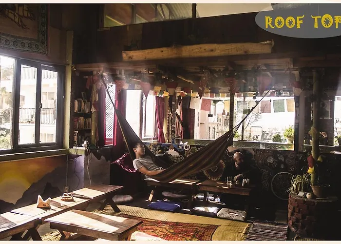 Fireflies Hostel *